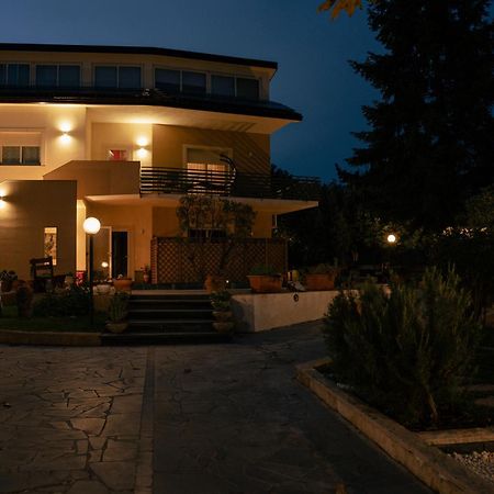 Casa Vacanze Le Pernici Ніколозі Екстер'єр фото
