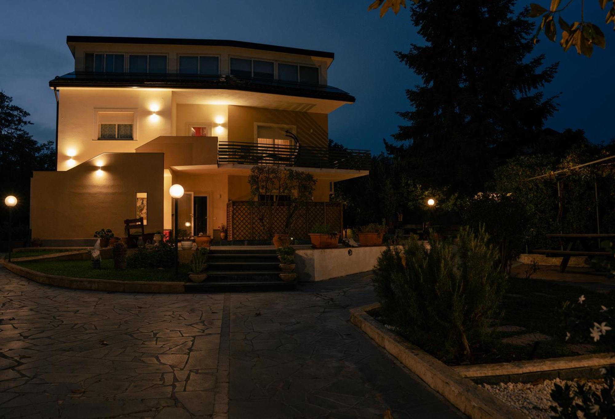 Casa Vacanze Le Pernici Ніколозі Екстер'єр фото