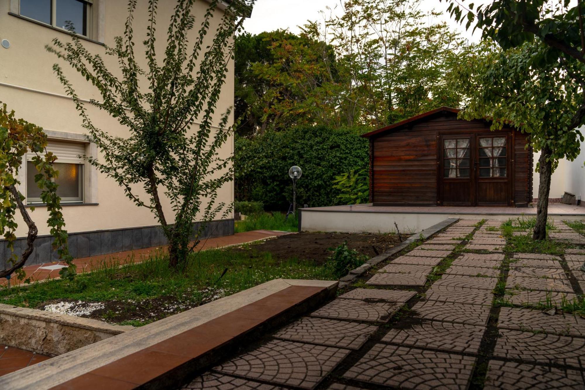 Casa Vacanze Le Pernici Ніколозі Екстер'єр фото